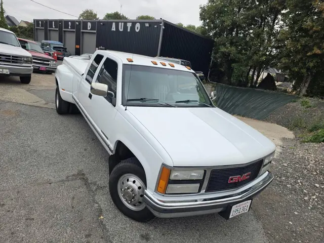 GMC C 3500 Extended Cab Dually 7.4 V8 454 CI