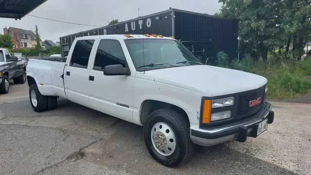 GMC C3500 Crew Cab Dually 5.7 V8 350 CI