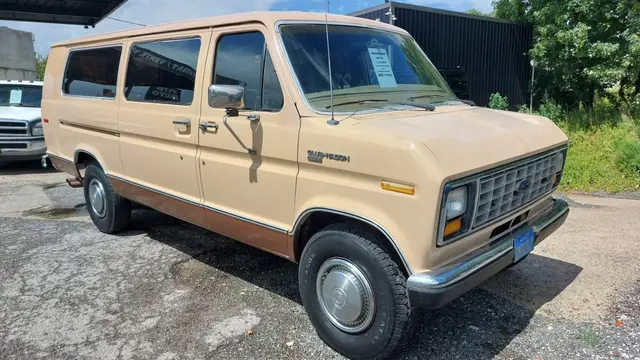 FORD Van E350 Econoline