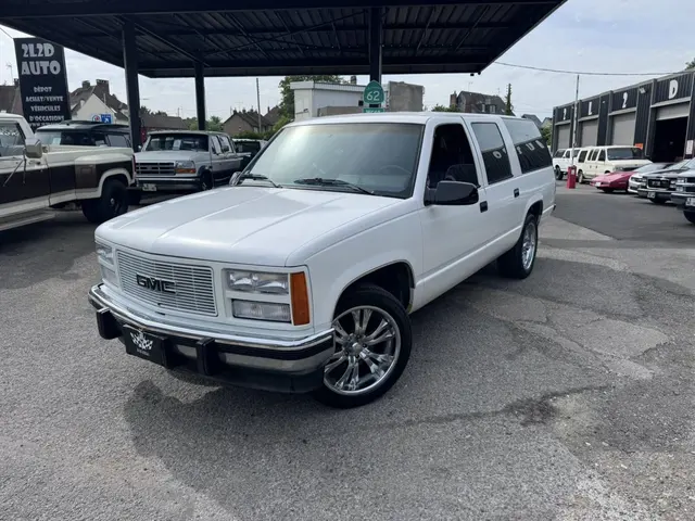 GMC Suburban 1500 5.7 V8
