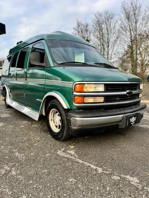 CHEVROLET Express 1500 5.7 V8 VORTEC